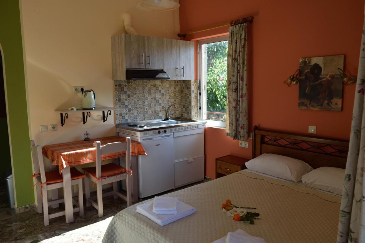 Stamoulis Apartments Agia Efimia Esterno foto