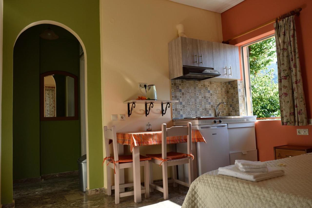 Stamoulis Apartments Agia Efimia Esterno foto