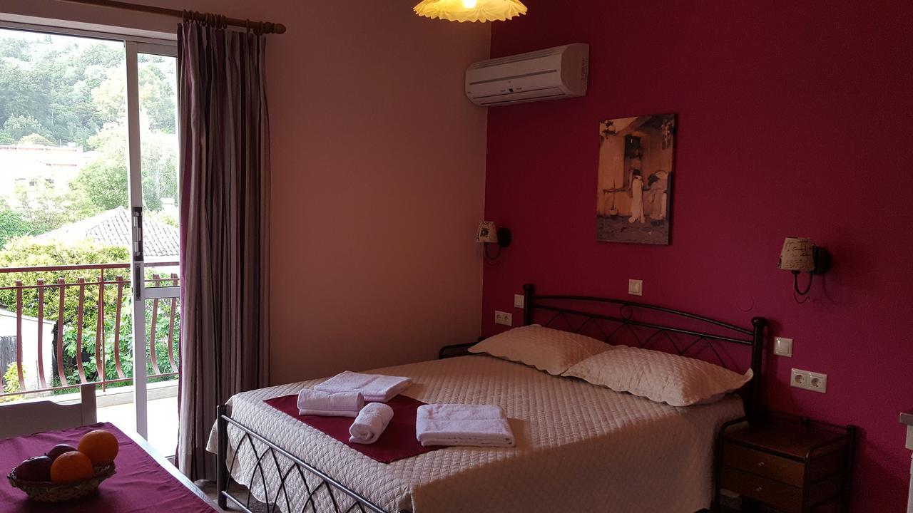 Stamoulis Apartments Agia Efimia Esterno foto